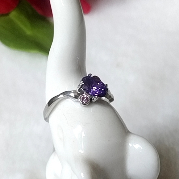 Stainless Steel Cocktail Ring Purple CZ Amethyst Color | Hypoallergenic - Picture 4 of 12